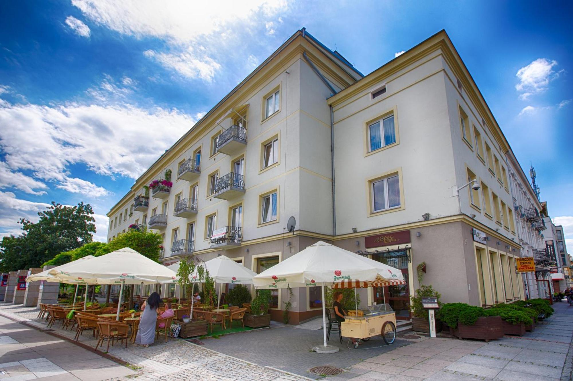 Apartamenty Sienkiewicza - Bezplatny Parking, Centrum, Park, Fv Kielce Buitenkant foto