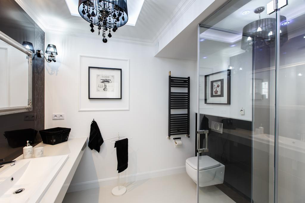 Apartamenty Sienkiewicza - Bezplatny Parking, Centrum, Park, Fv Kielce Buitenkant foto