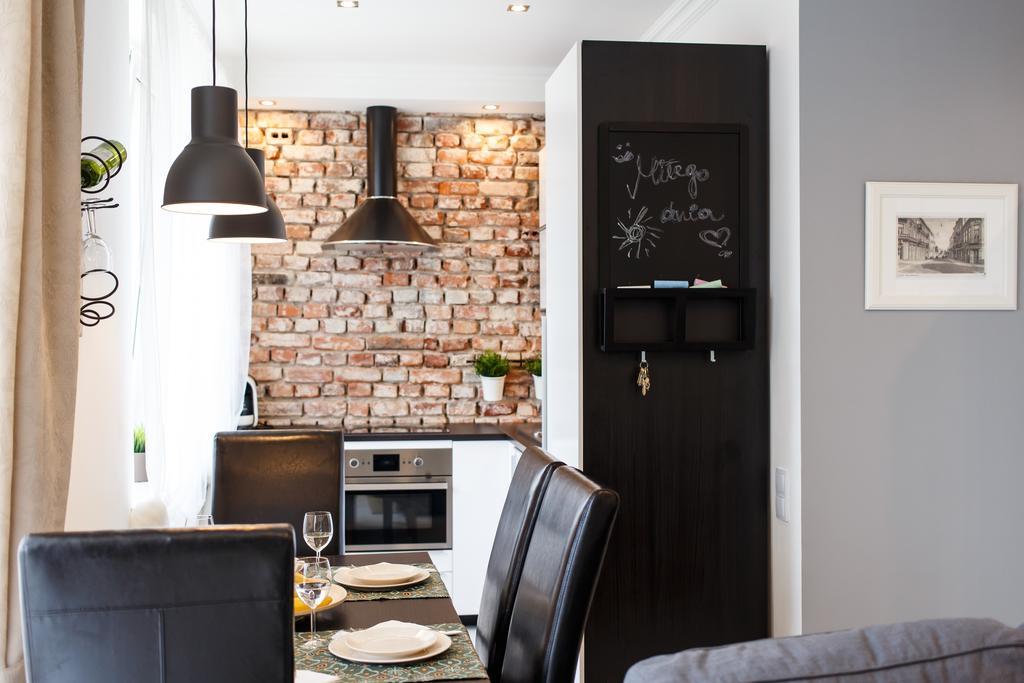 Apartamenty Sienkiewicza - Bezplatny Parking, Centrum, Park, Fv Kielce Buitenkant foto