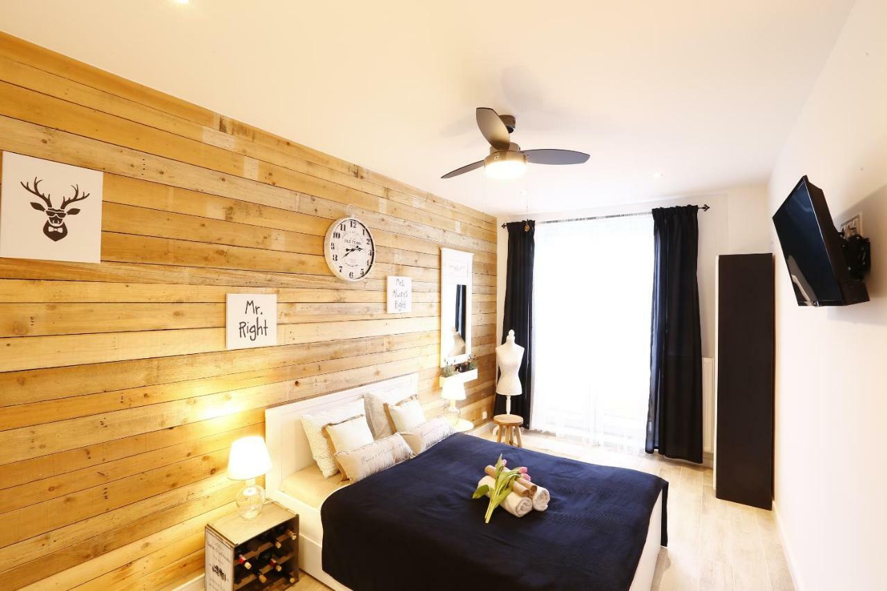 Apartamenty Sienkiewicza - Bezplatny Parking, Centrum, Park, Fv Kielce Buitenkant foto